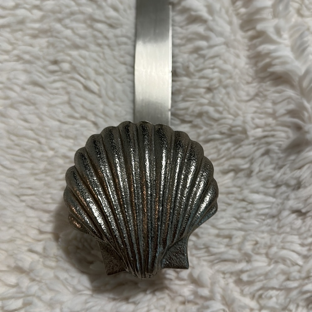 Seashell Wreath Holder